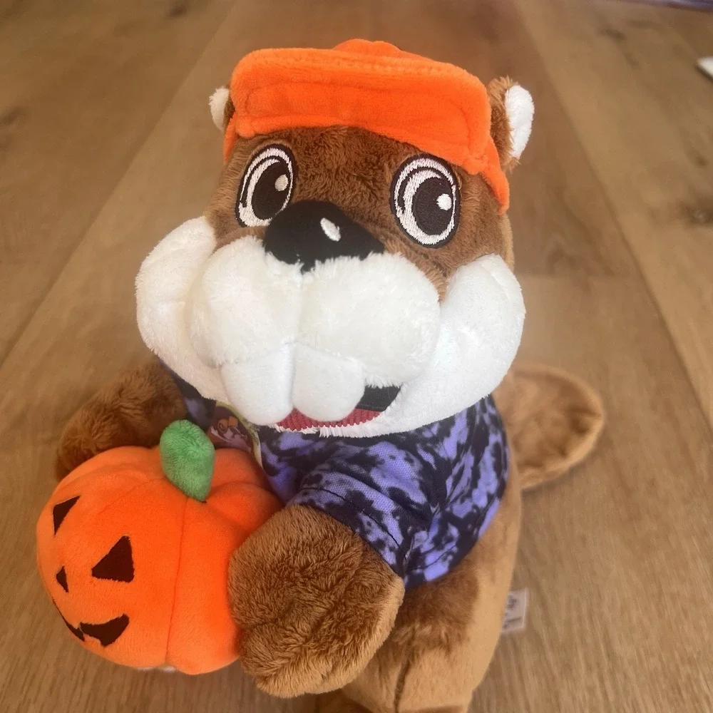 BUC-EE'S‎ Beaver Halloween 10